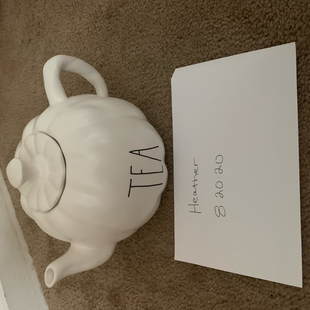 Rae dunn pumpkin tea